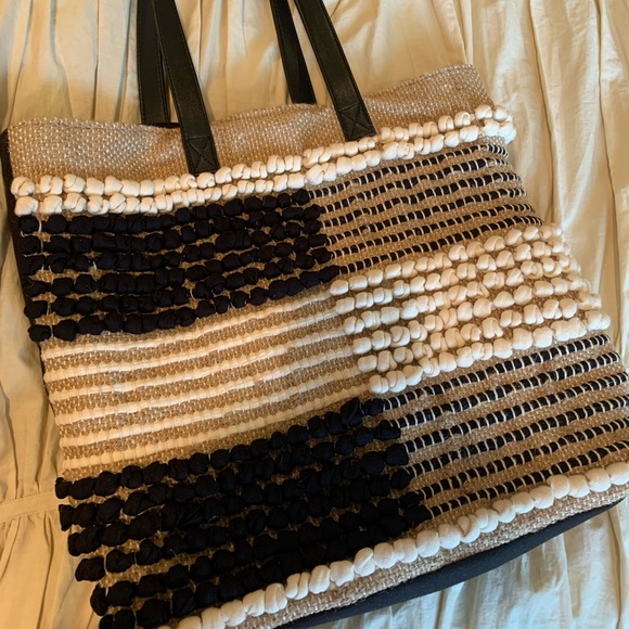 Straw Studios Handbags - STRAW STUDIOS BEACH BAG